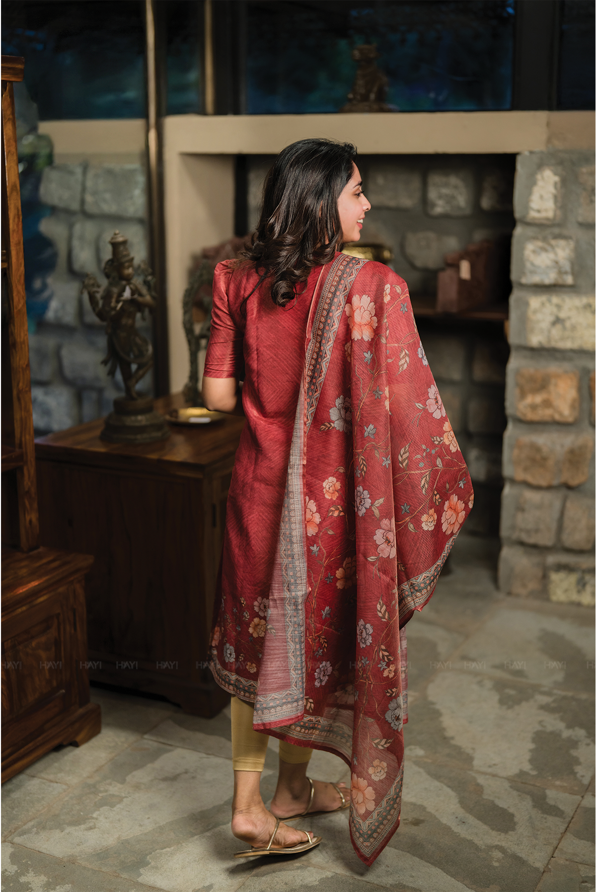 Tapestry Red printed 2 Piece Muslin Shimmer Kurta with Dupatta