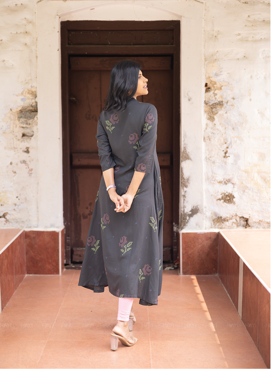 Elarose Dark Gray A-line Viscose Kurta with Chinese Collar neck & 3/4th Sleeves