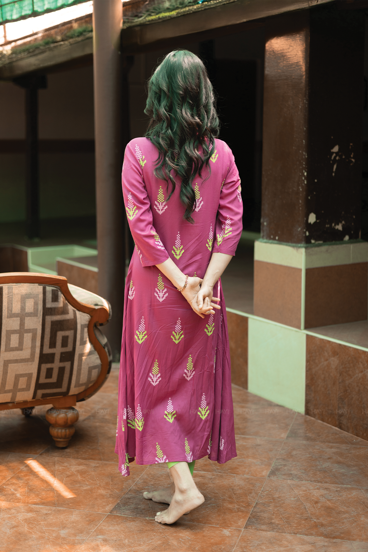Heritage Glow Violet Viscose A-line Kurta with Chinese Collar neck & 3/4th Sleeves