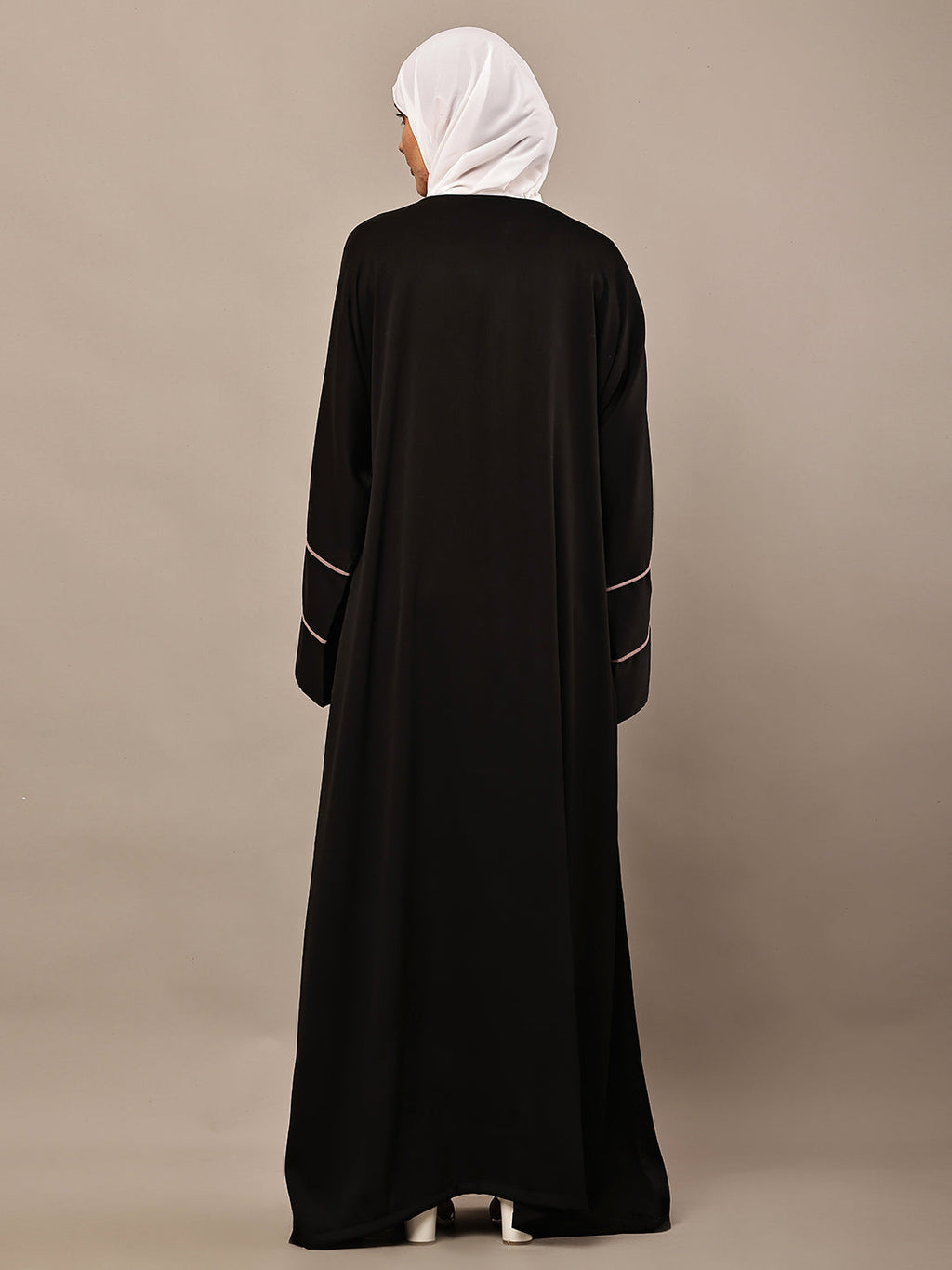 Noor Luxe Contrast Abaya