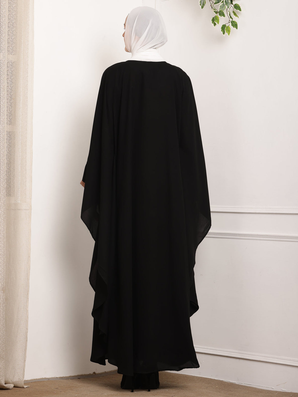 Luxe Black Cape Abaya with Tan Accent