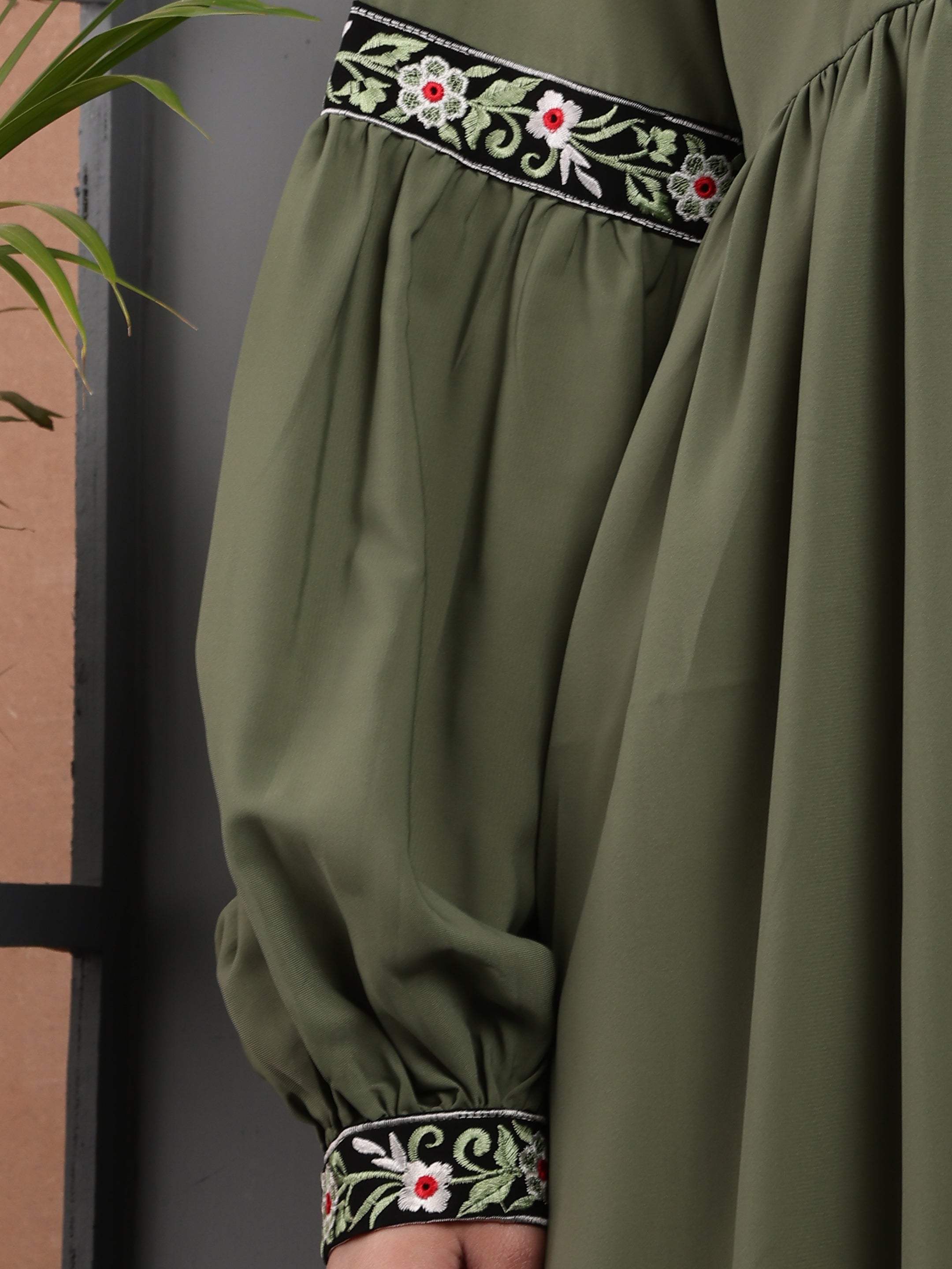Olive Radiance  Abaya