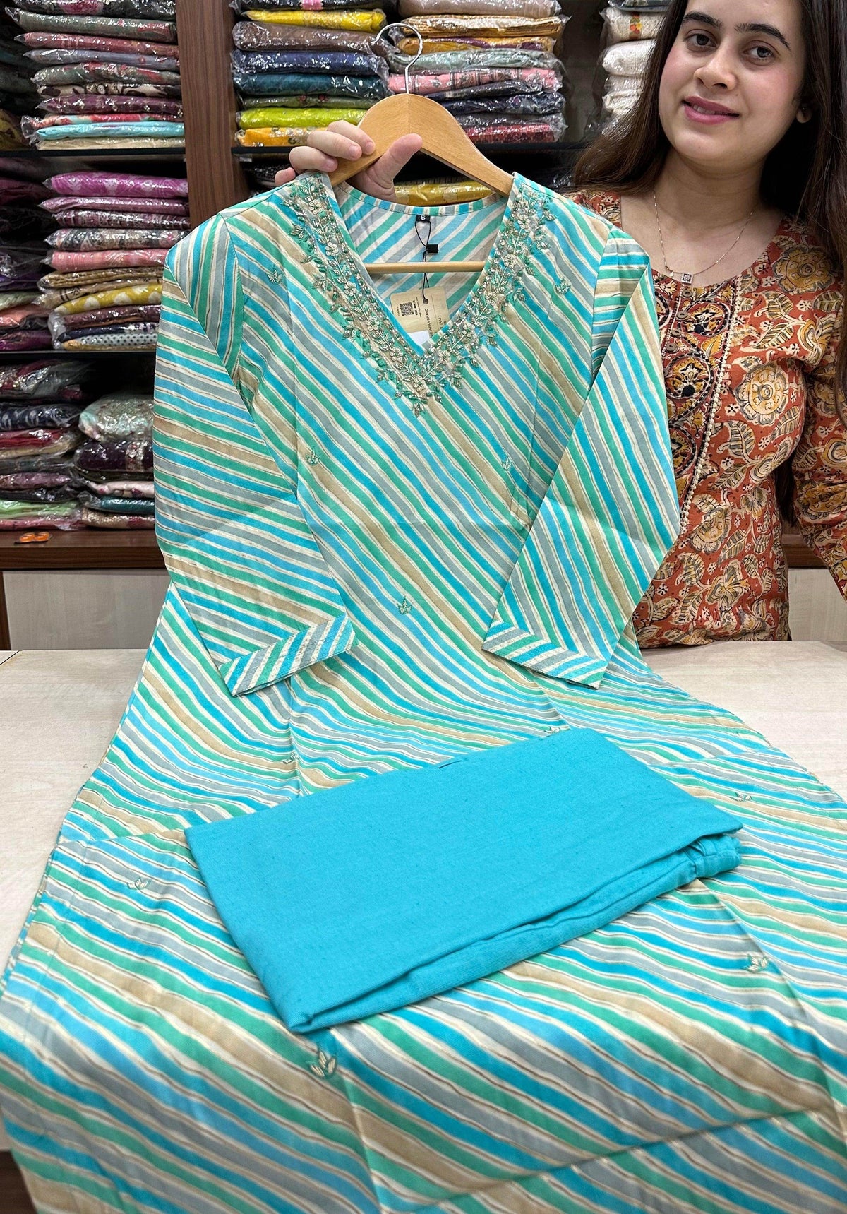Muslin Silk lehariya Suit Set