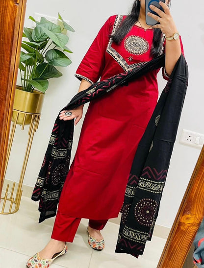 Amayra Arjakh Cotton Kurti Pant Dupatta Set – Thread & Lace