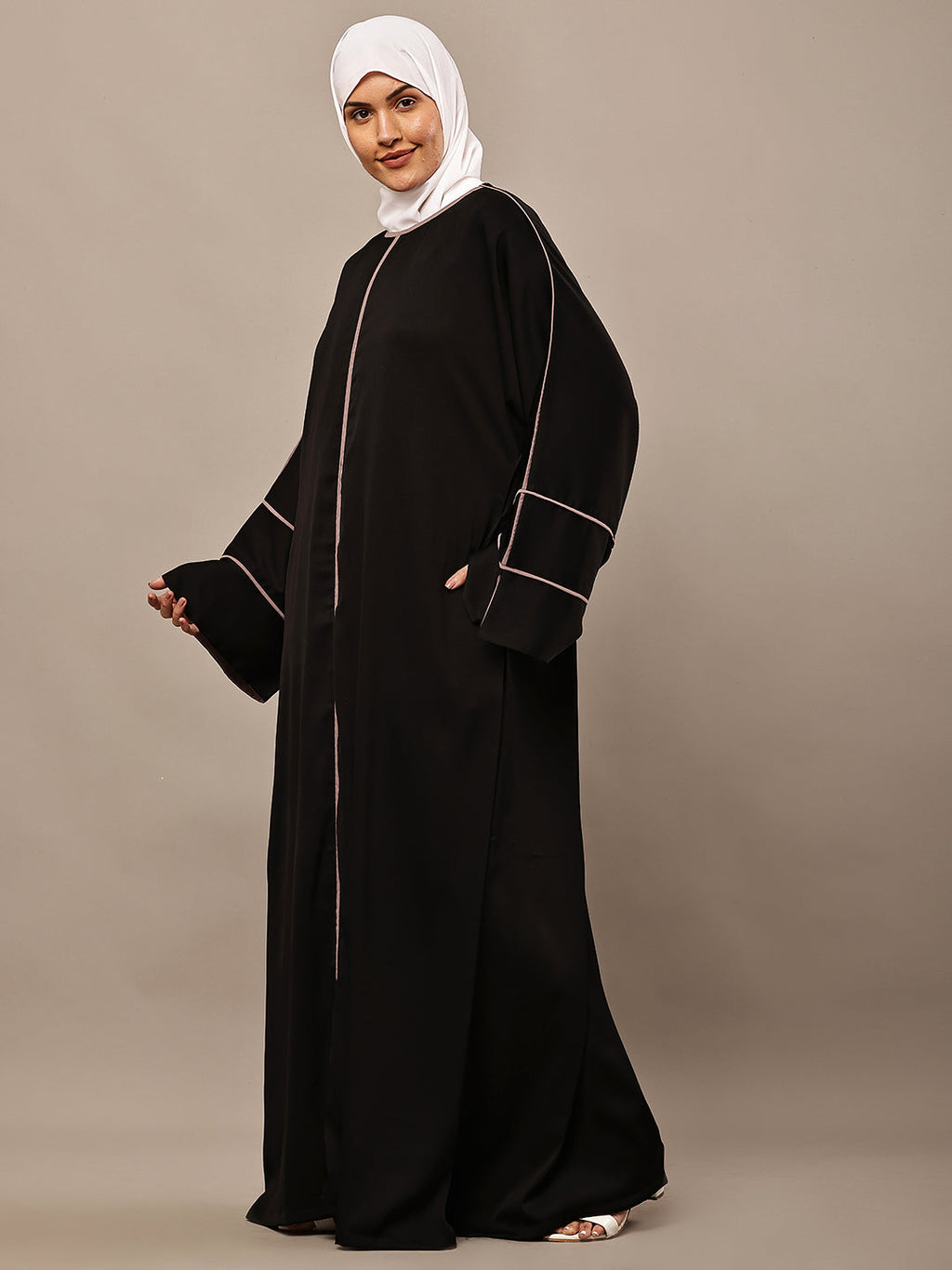 Noor Luxe Contrast Abaya