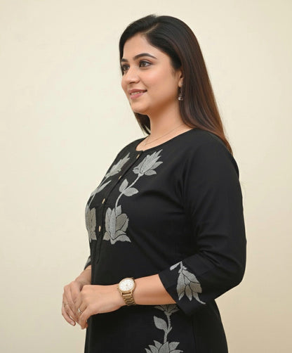 Amyra Cotton Flex kurta set with pants Black