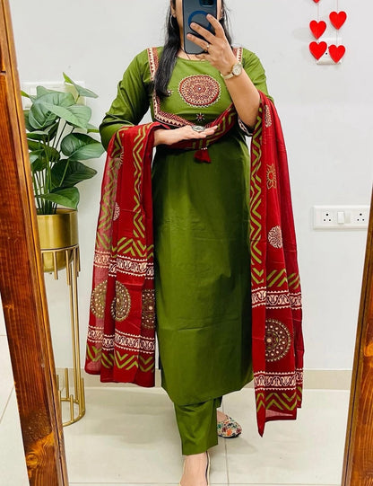 Amayra Arjakh Cotton Kurti Pant Dupatta Set – Thread & Lace