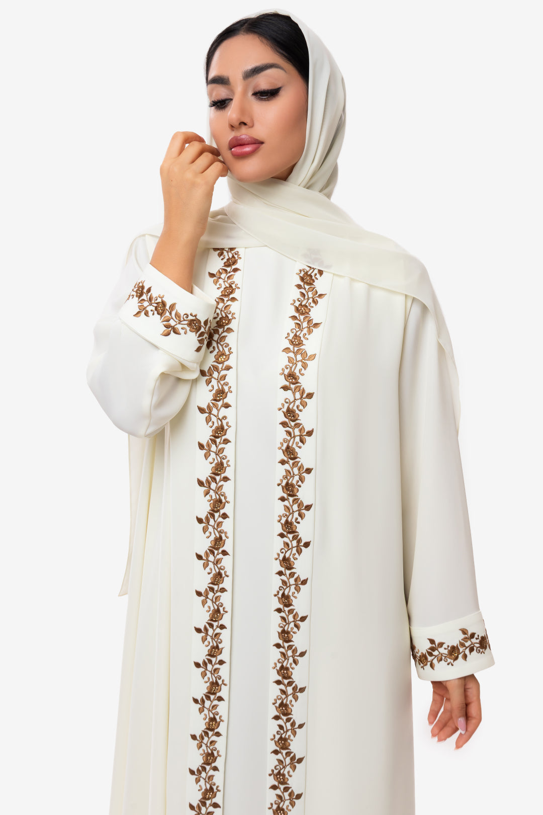 Almasa Abaya