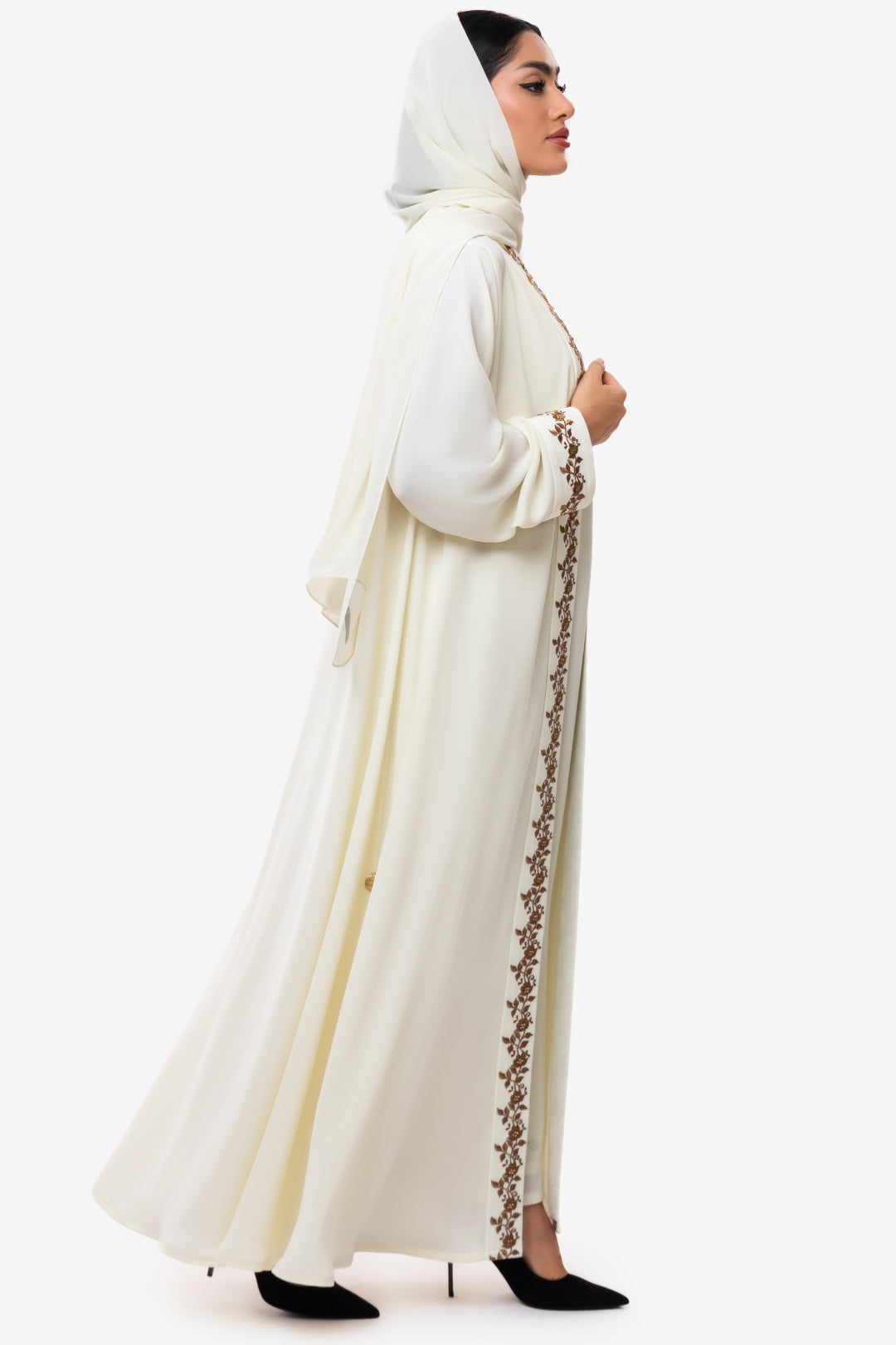 Almasa Abaya
