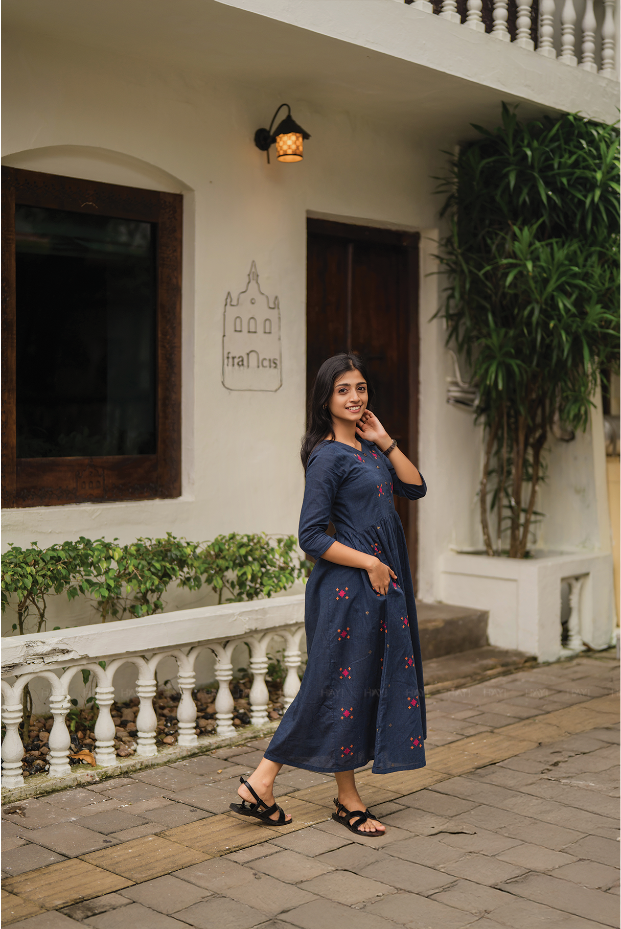 Smoke wood Blue Handloom Dress with V-Neck & 3/4th Sleeves