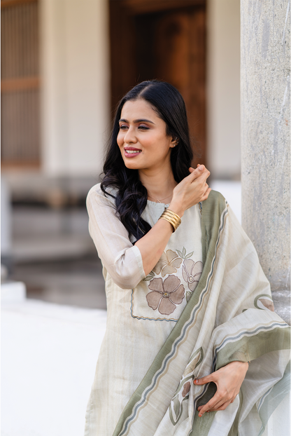 Pista Noor 3 Piece Tussar Silk Blend Printed Embroidery Kurta with Pant & Dupatta