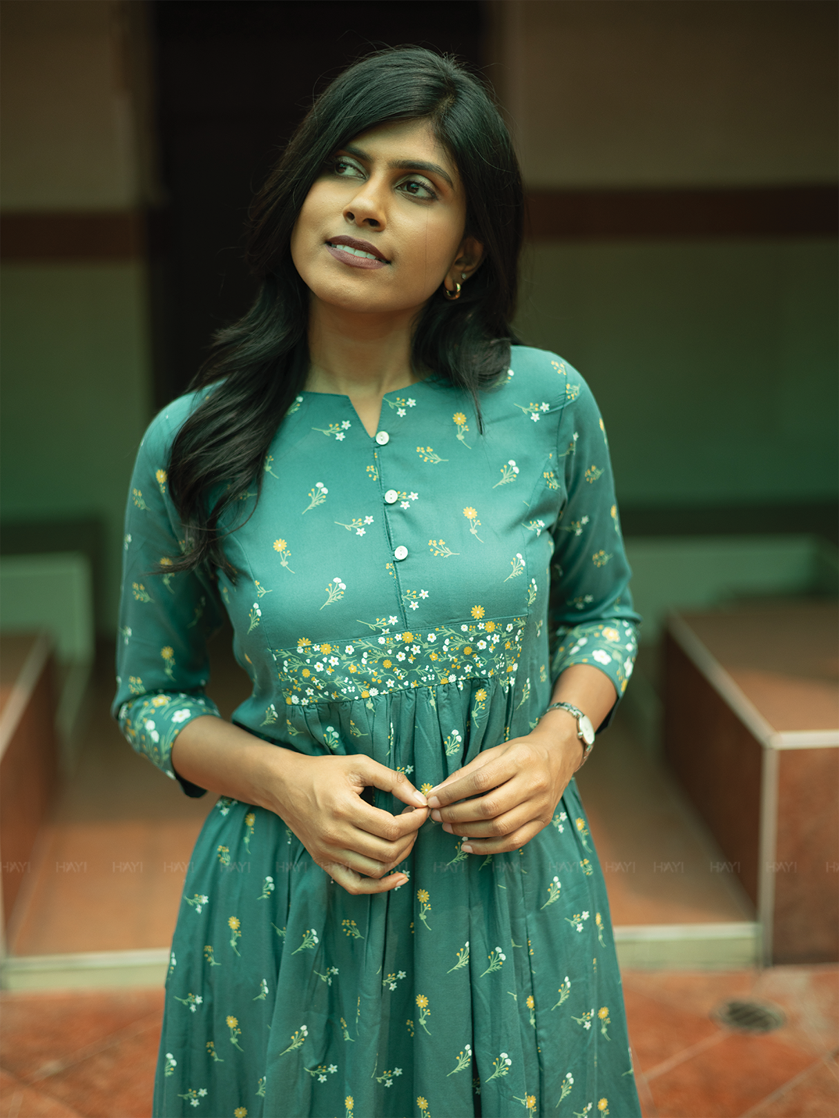 Garden Wraped Olive Green  A-line Viscose Kurta with Notch Neck & 3/4th Sleeves