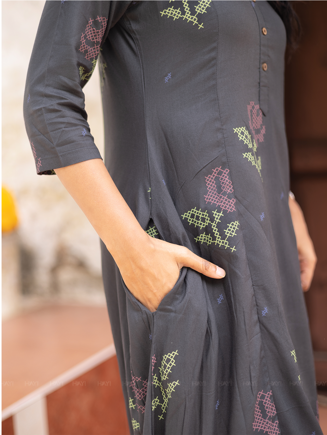 Elarose Dark Gray A-line Viscose Kurta with Chinese Collar neck & 3/4th Sleeves