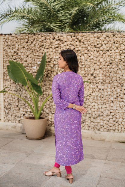 Floral Boodle Violet Viscose Kurti with Chinese Neck & 3/4 Sleeves