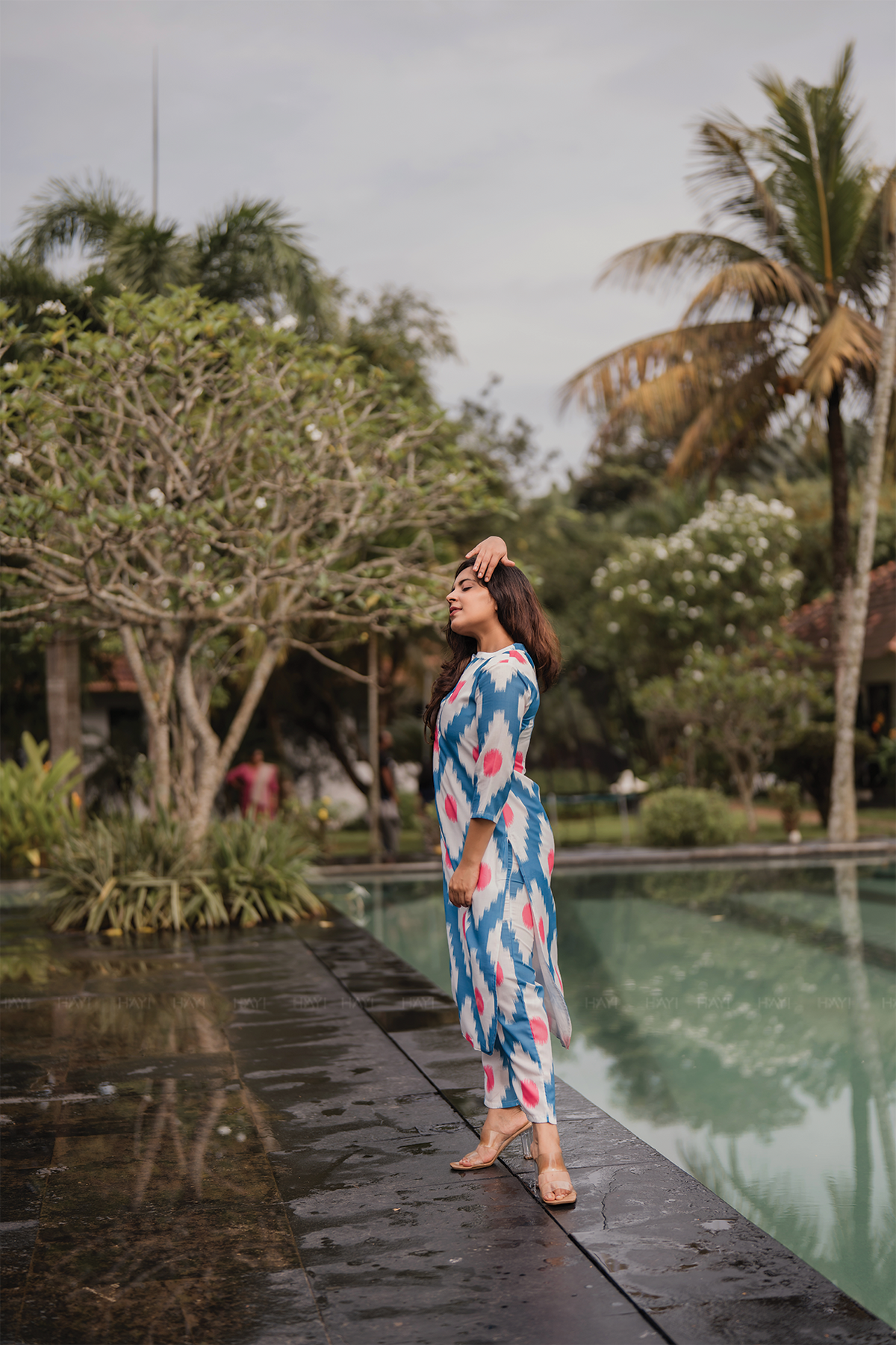 Ikat Dreams Half-White Linen Blend Co-ord with Chinese Collar & Ikat Print