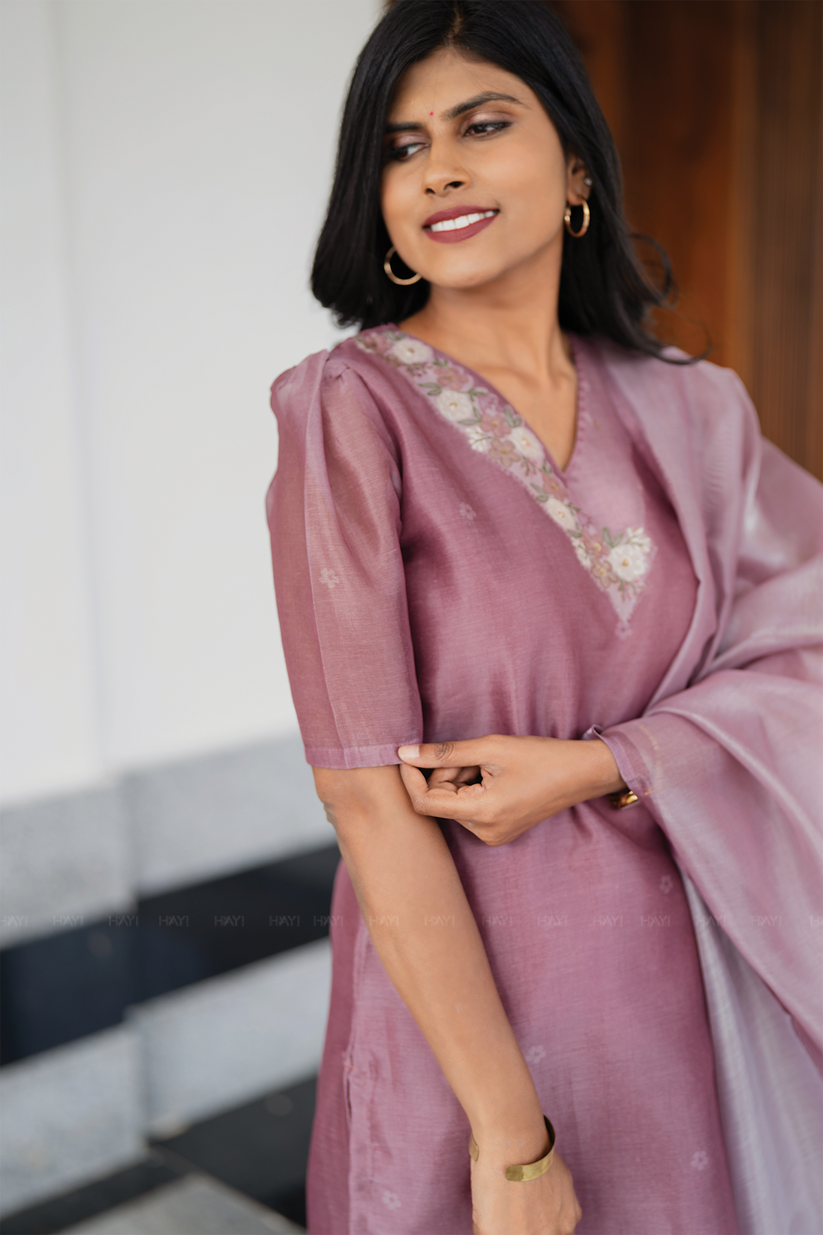Pinkshift Shimmer 3 Piece Tissue Hand-Embroidered Kurta with Pant & Dupatta