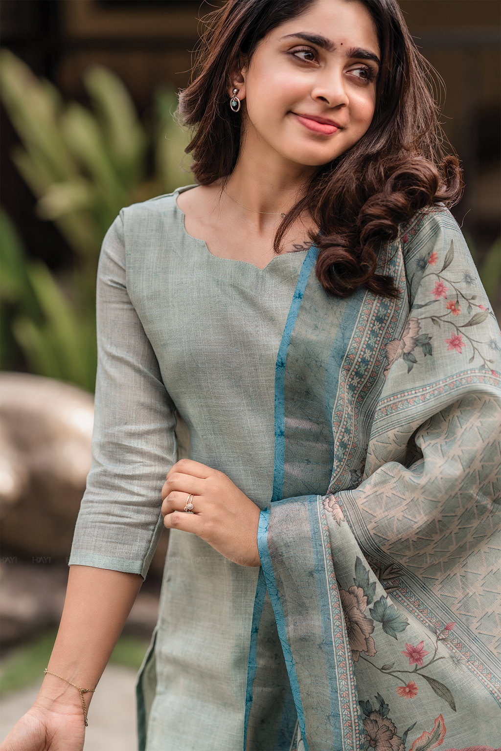 Tharisa Greyish Blue 3 Piece Shimmer Tissue Blend Placement Printed Kurta with Pant & Dupatta
