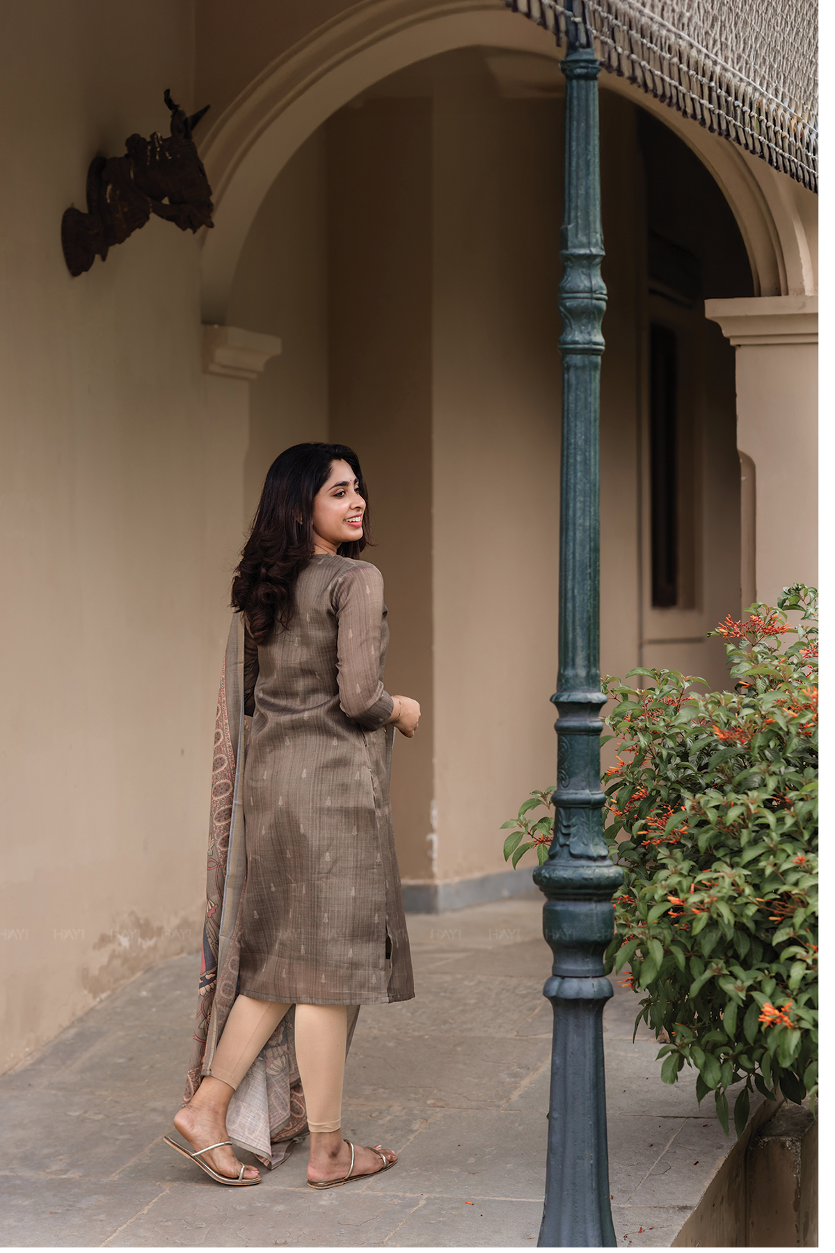 Indrani Pista Green printed 2 Piece Linen Shimmer Kurta with Dupatta