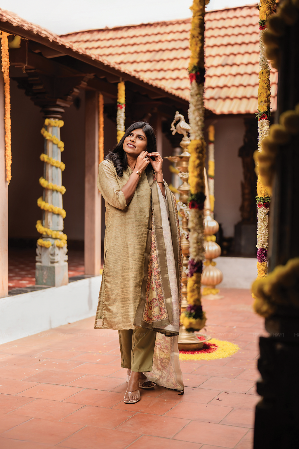 Tanira Green 3-Piece Tussar Silk Blend Floral Printed Kurta with Pant & Dupatta
