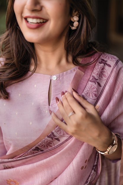 Mistyrose Pink printed 2 Piece Muslin Shimmer Butti Kurta with Dupatta