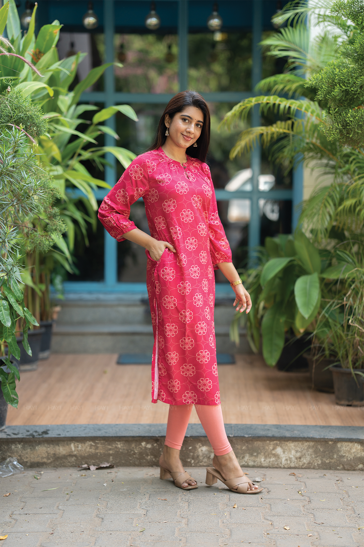 Mystic Berry Majenta Viscose Kurta with Neck Band & light Gathered Sleeves