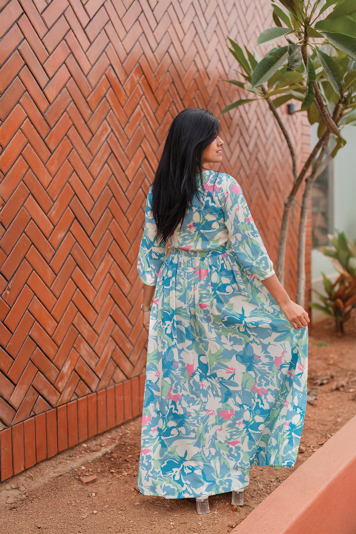 Coastal Bloom Blue Viscose Dress with Boat Neckline & 3/4th Sleeves