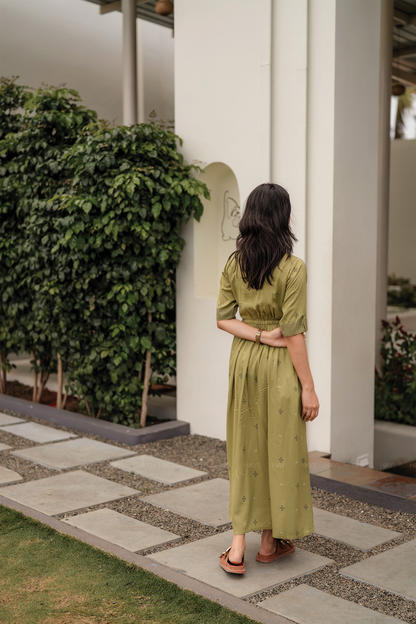 Goldenrod Green Viscose Dress with Shirt Collar & Elbow Sleeves
