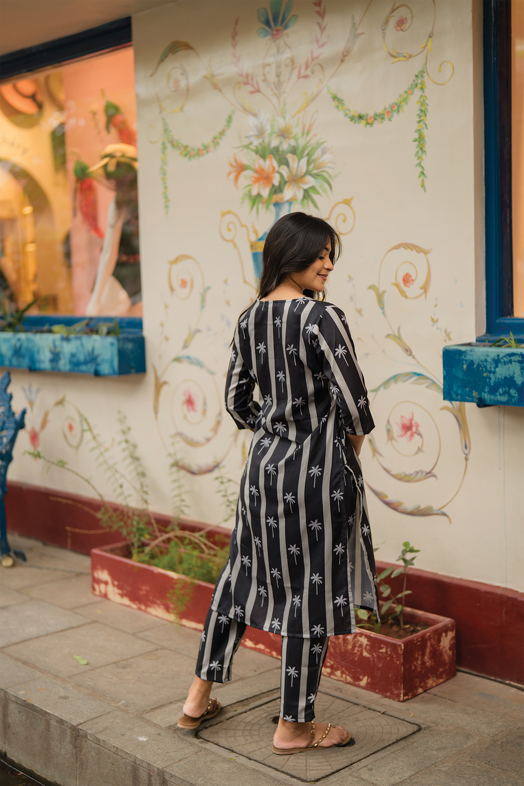 Ashen Black with Palm Serenity printed Linen Blend Co ords