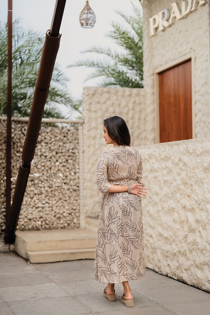 Flora Lume Beige Viscose Dress with V-Neck & 3/4th Sleeves