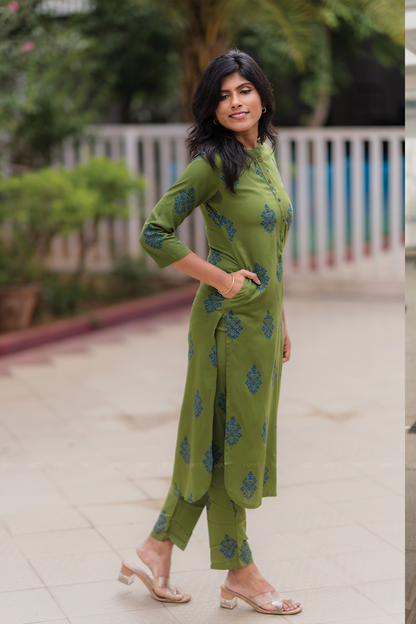 Olive Majesty Viscose Co-ord with Chinese Collar & Half Lacket