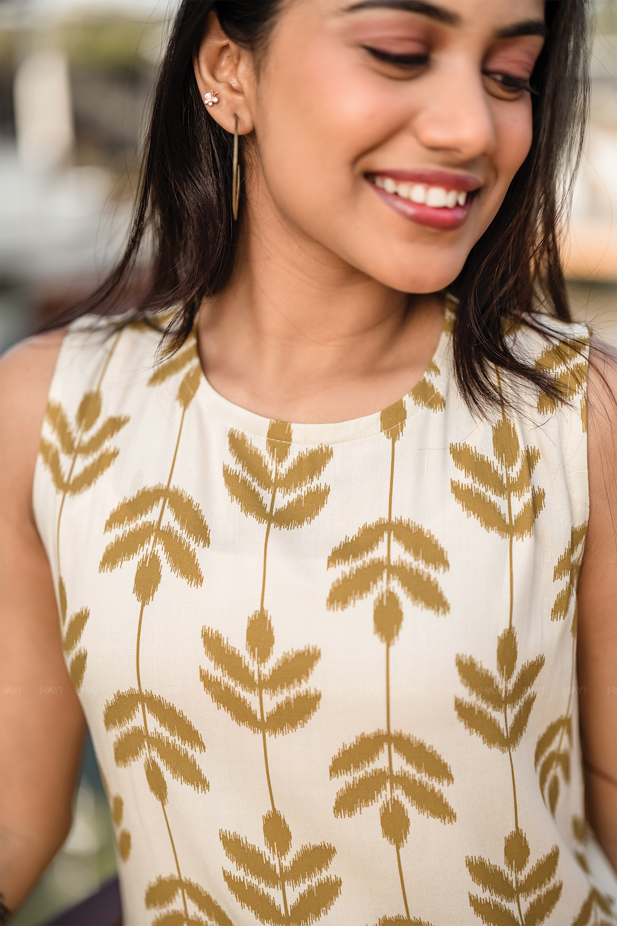 Sona Bloom Sandal Viscose Co-ord with Close Neck and Attached 3/4th Sleeves