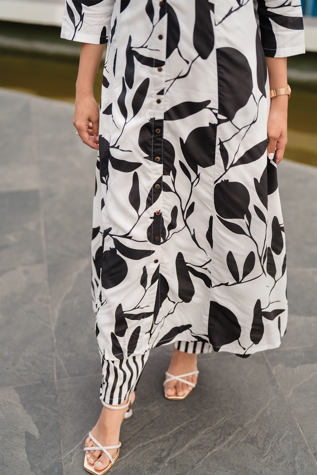 Grapica Bloom Off-White Viscose Co-ord with Chinese Collar & 3/4th Sleeves