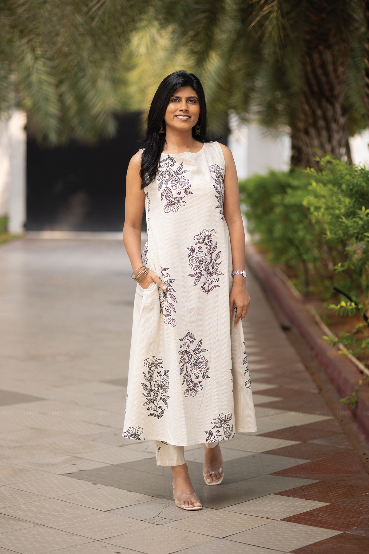 Floralink Beige Cotton Co-ord with Close neck & Attached 3/4th sleeves