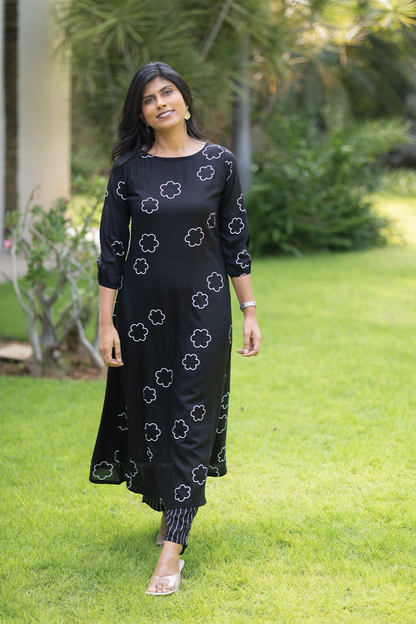 Lunar Whisper Black Co-ord with Boat neck & 3/4th sleeves