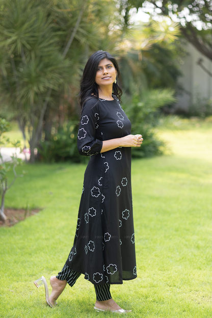 Lunar Whisper Black Co-ord with Boat neck & 3/4th sleeves