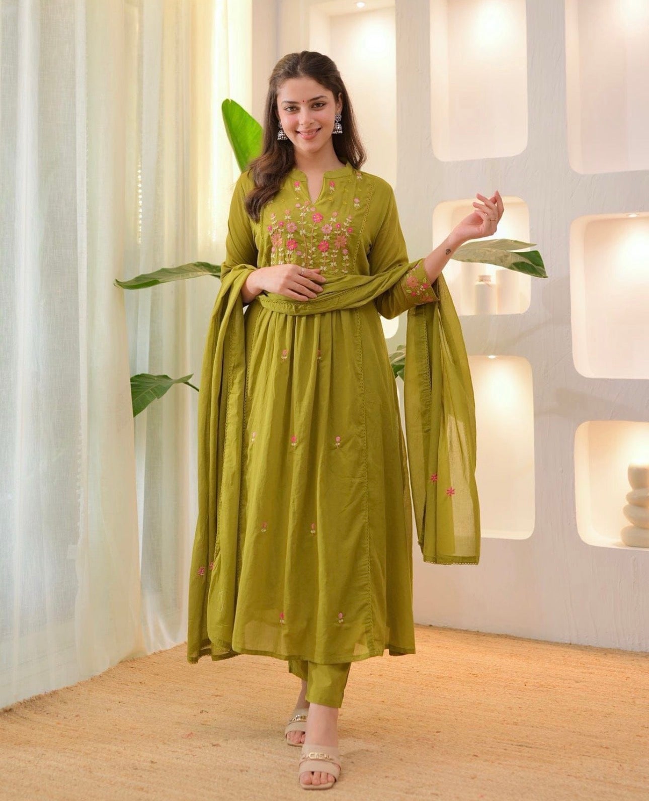 Amayra Cotton Threadwork Pant Dupatta Set – Thread & Lacework