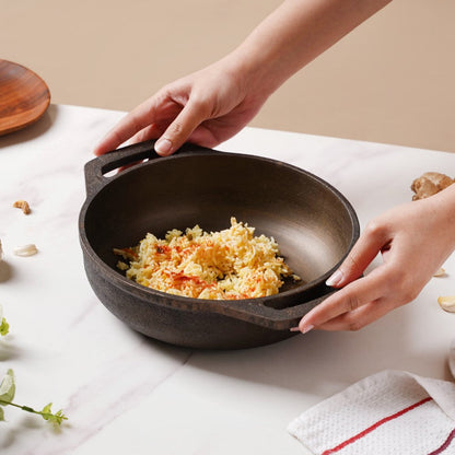 Empress Cast Iron Ultra Smooth Flat Base Kadai 9 Inch
