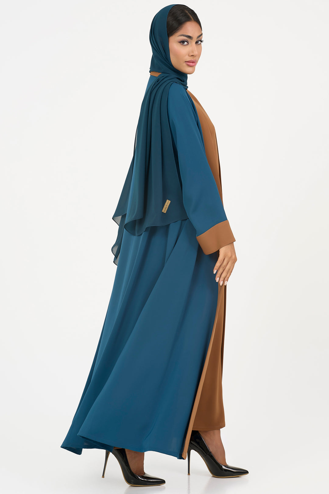 Dolah Abaya