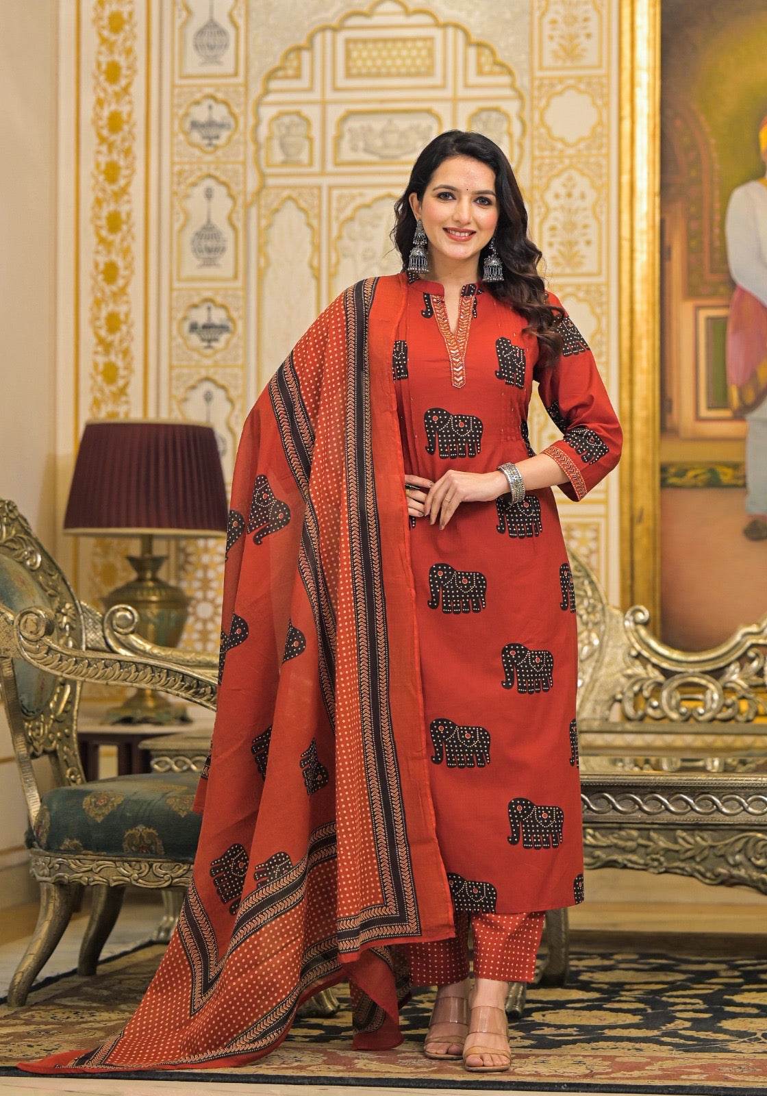 Vijaylaxmi Women’s Cotton straight kurta with Pant & Dupatta