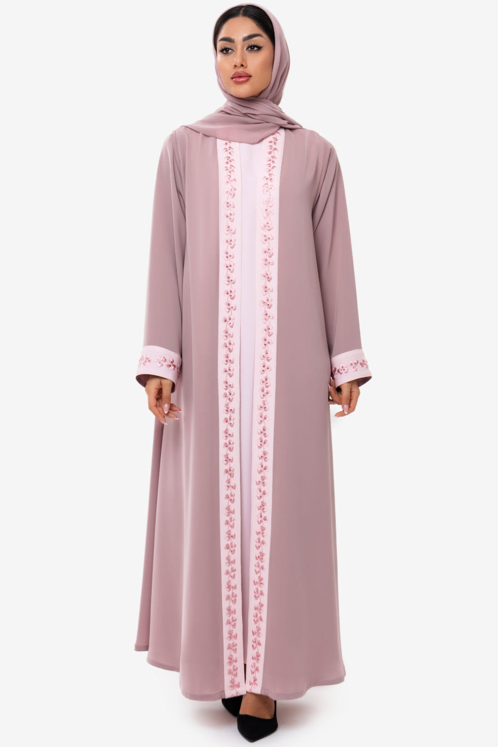Gulnaz Abaya