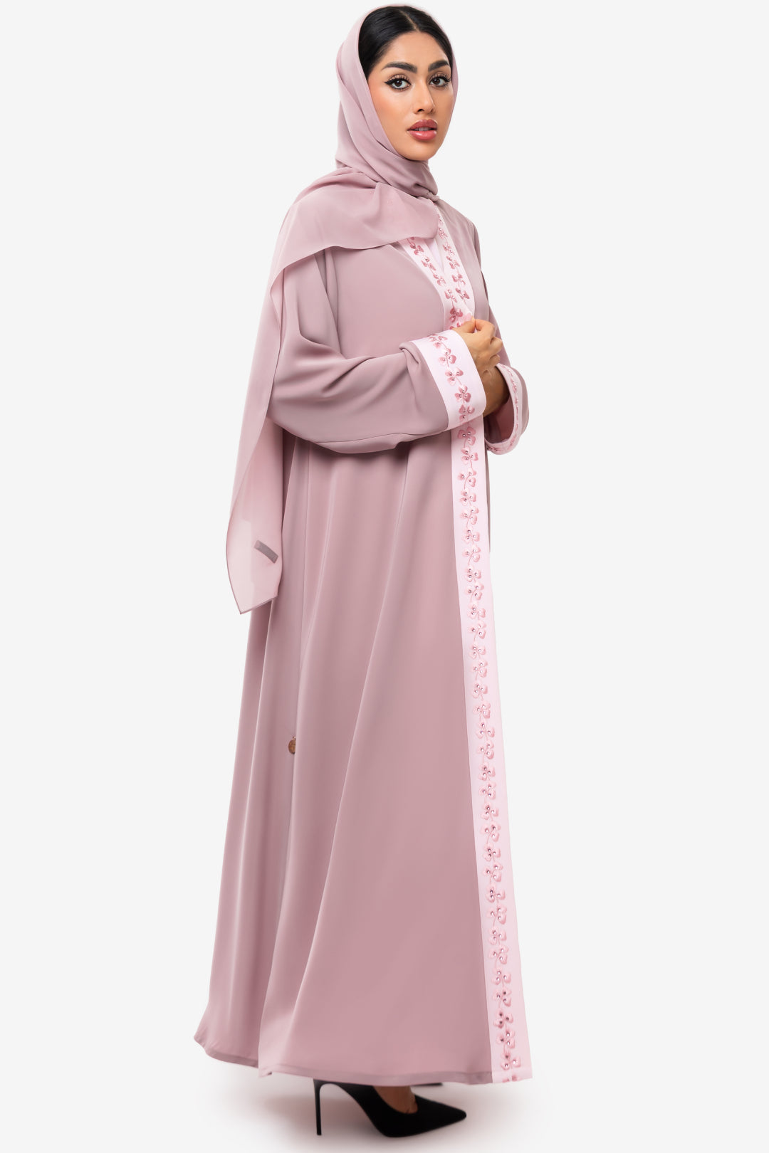 Gulnaz Abaya