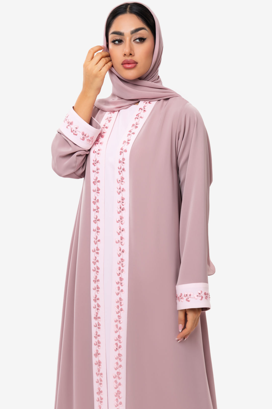 Gulnaz Abaya