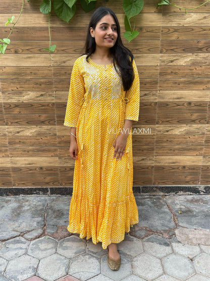 Leheriya cotton gown