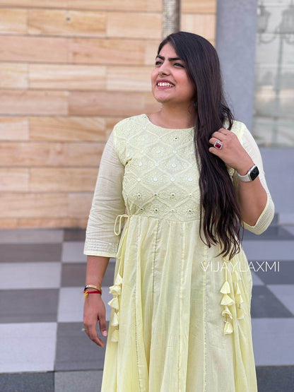 Mul Mul cotton gown