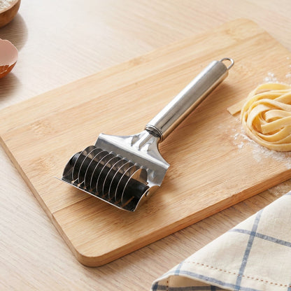 Rolling Spaghetti Cutter