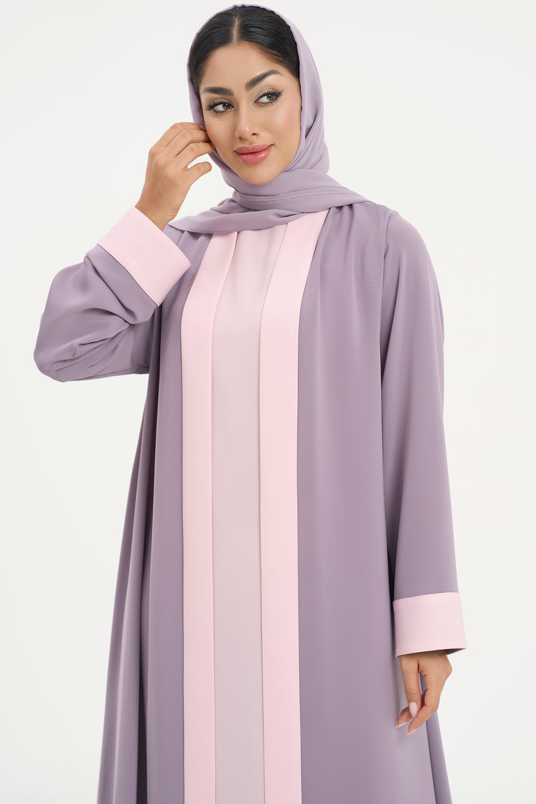 Reni Abaya