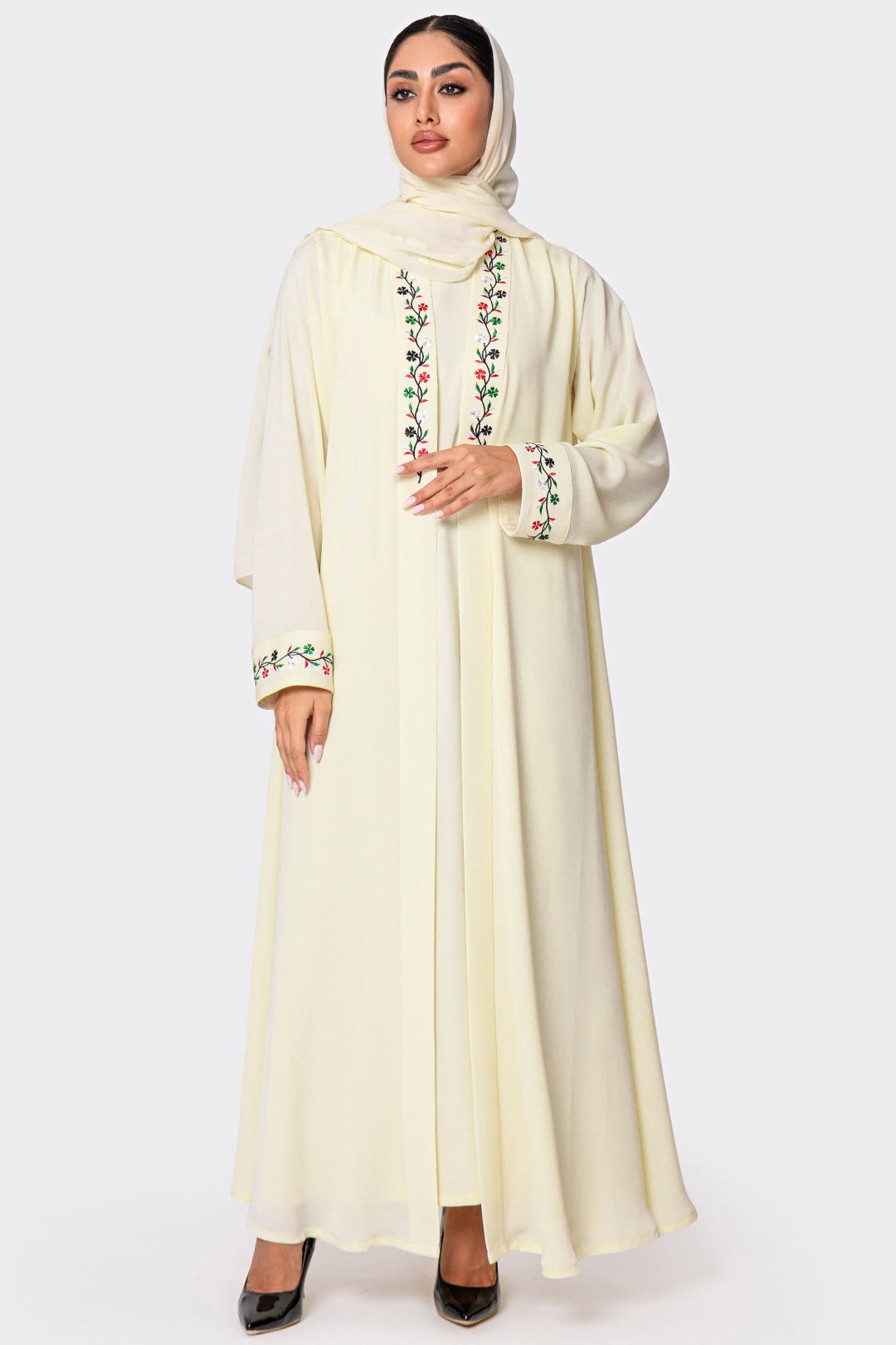Mira Abaya