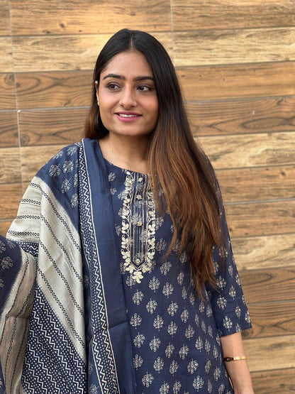 blue muslin suit 176