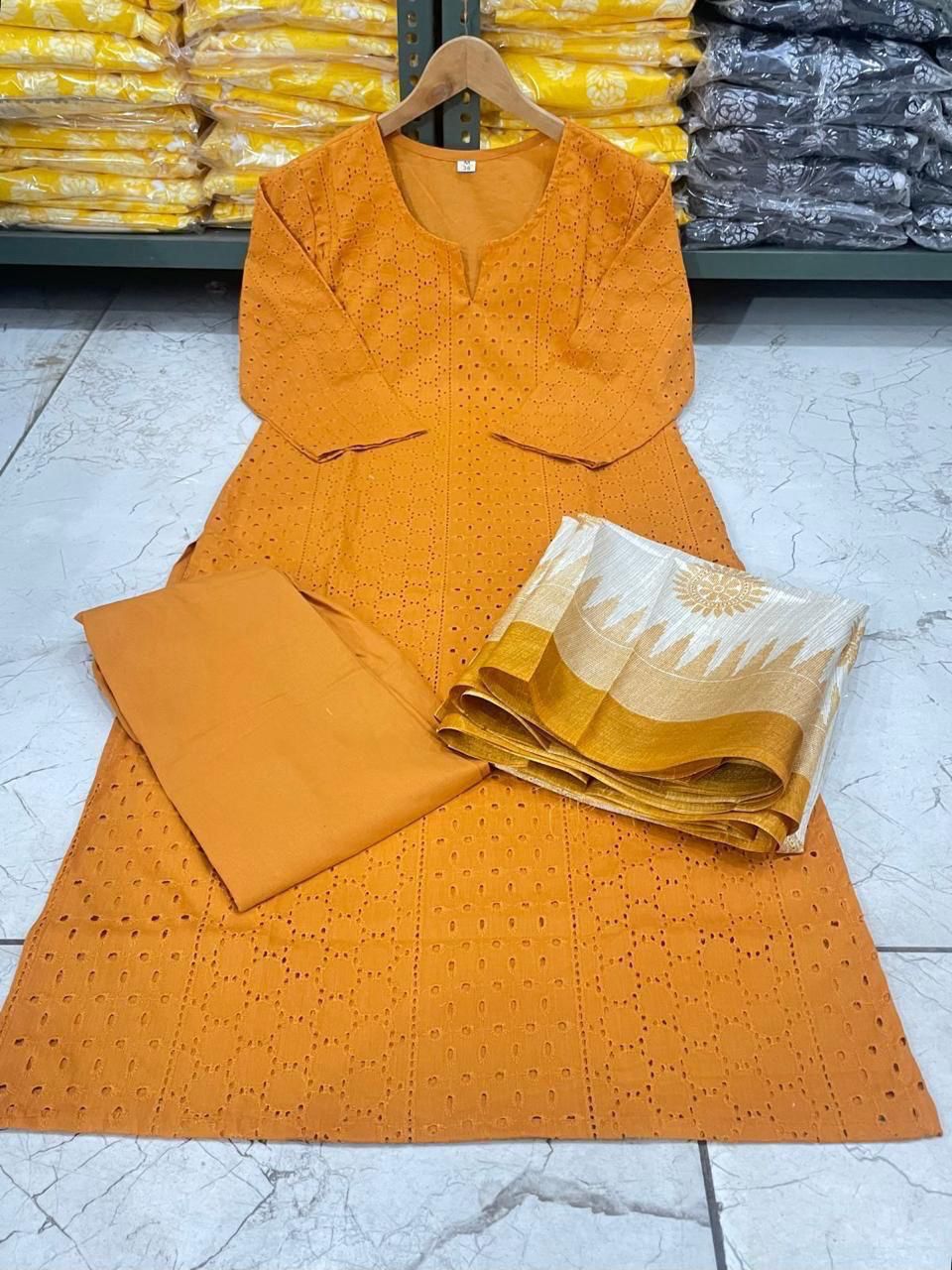 Cotton Chikankari kurta Set