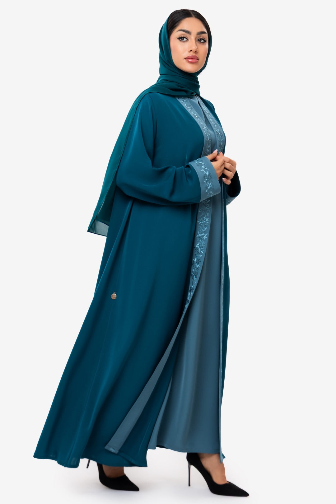 Mitra Abaya